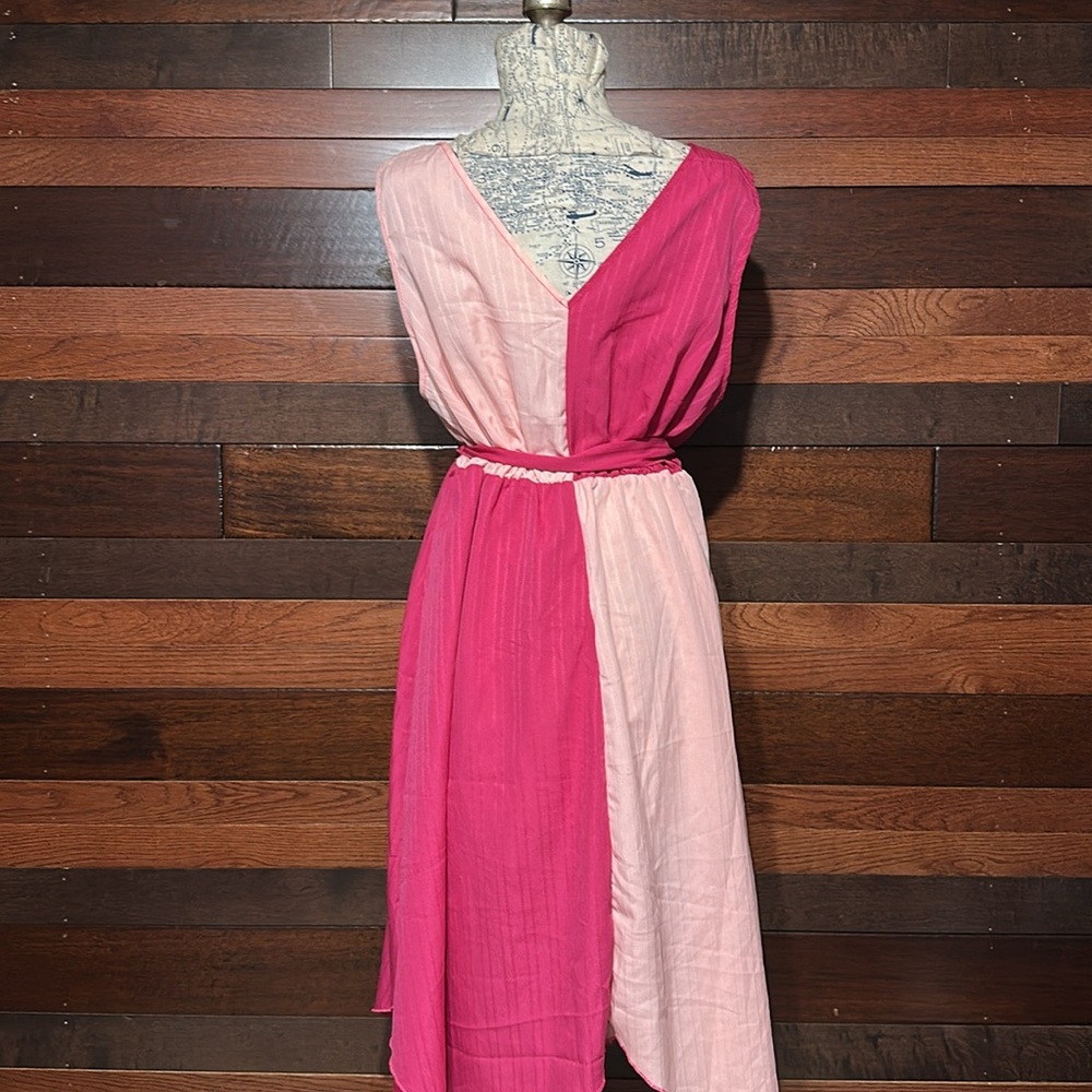 No Brand Tag Two-Tone Pink Sleeveless Dress - Picture 8 of 9